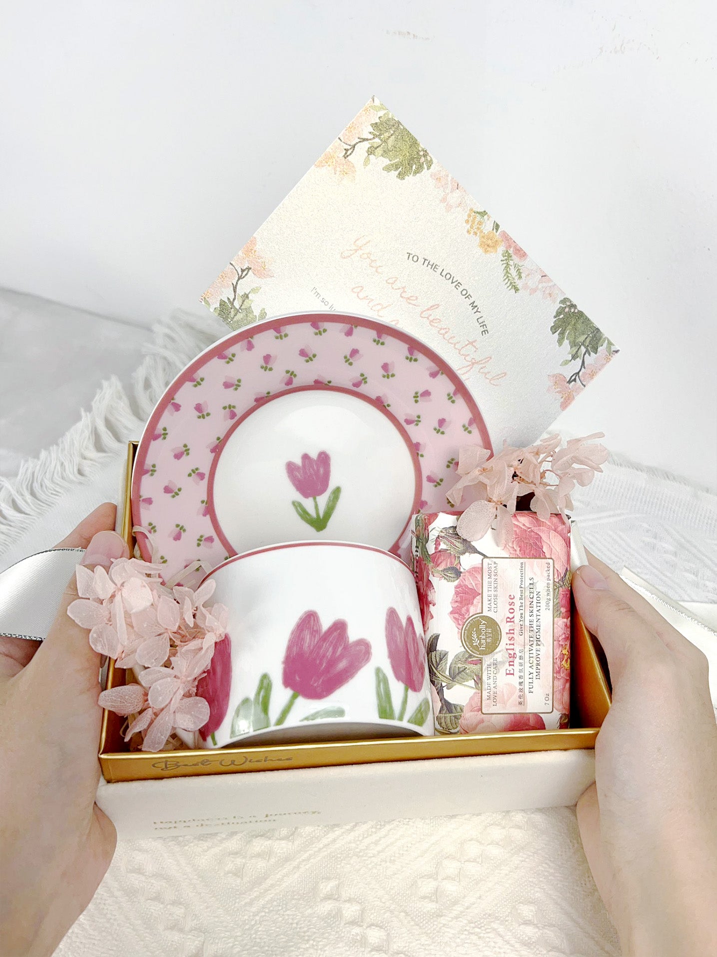 Tulip Blooms Gift Set
