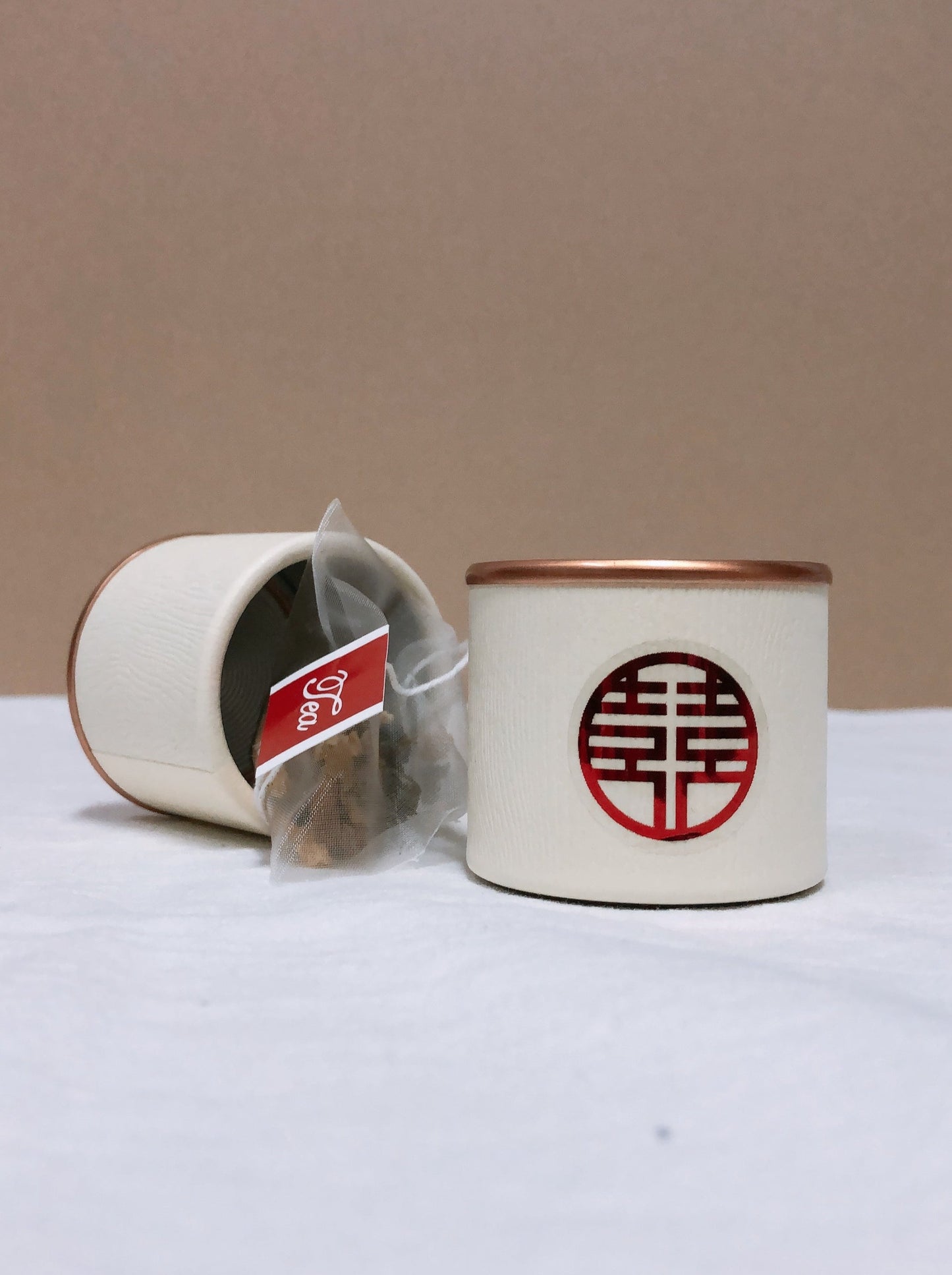 (PRE-ORDER) Tea Can Door Gift