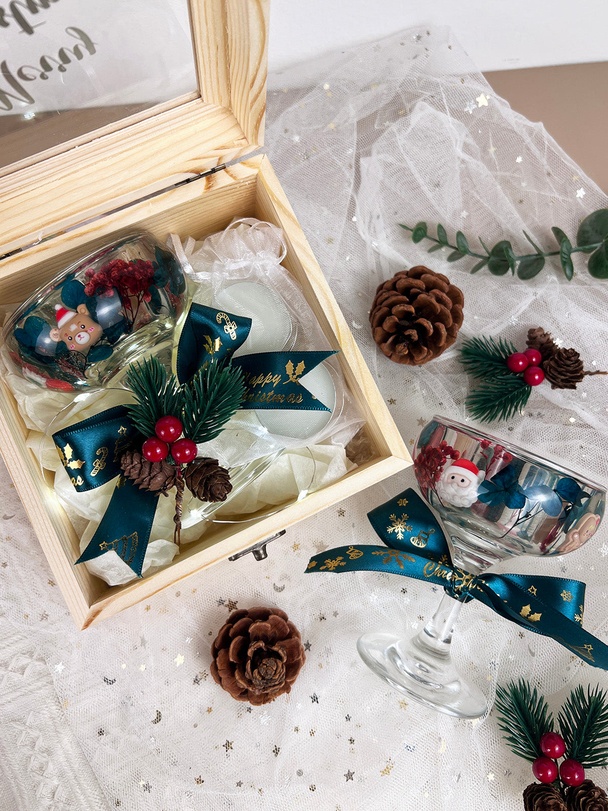Merry Wonderland Candle Holder