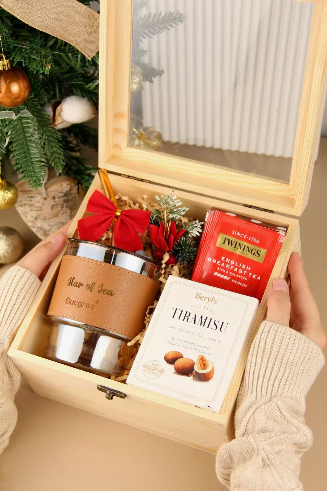 Festive Harmony Box